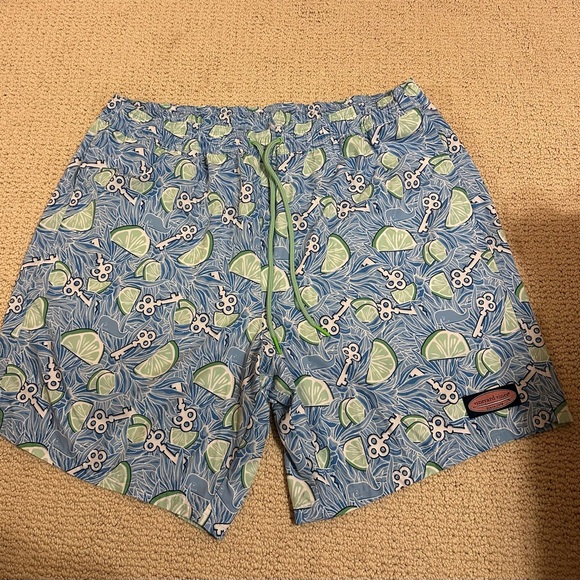 Vineyard Vines Mens Key Lime Chappy Swim Trunks XT - Picture 4 of 5